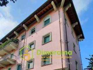 Garage in vendita a forte dei marmi via carducci, 55042 forte dei marmi lu, italia
