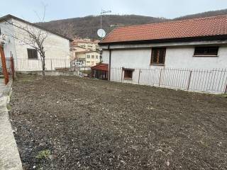 Villa bifamiliare in vendita a monteforte irpino via giuseppe garibaldi, 77