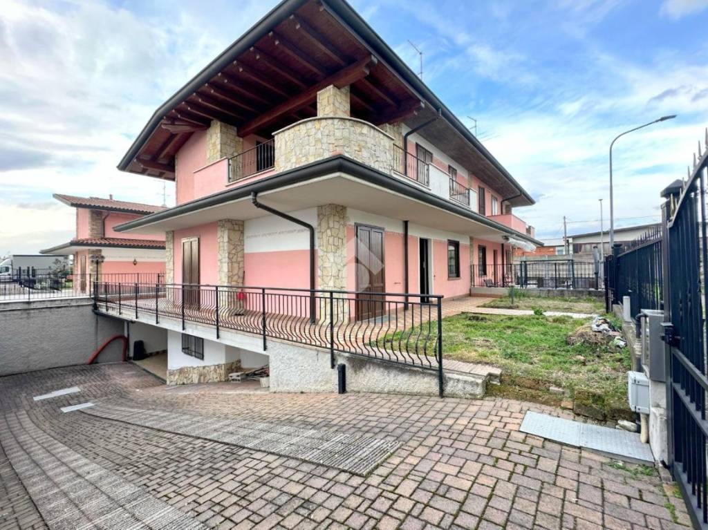 immagine annuncio 1 di 15
