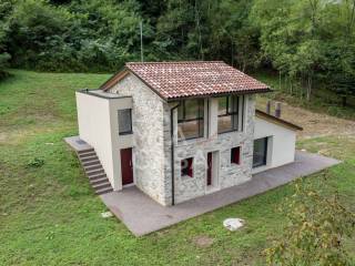 Casa indipendente in vendita a miane via roma