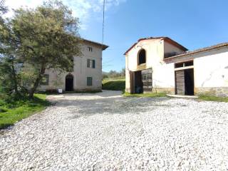 Villa in vendita a serravalle pistoiese via san giusto