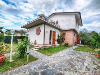 Villa in vendita a forte dei marmi 