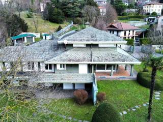 Villa in vendita ad asso via provinciale per bellagio, 3