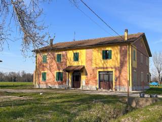 Casa indipendente in vendita a budrio via bagnaresa