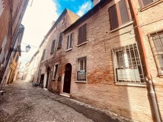 Casa indipendente in vendita a ferrara via coperta