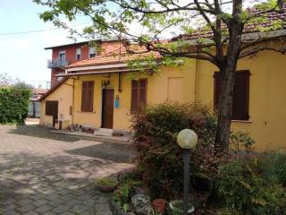 Villa in in vendita da privato a vigevano via gravellona, 170