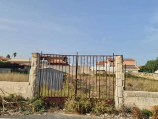 Terreno residenziale in vendita a siracusa via adria, 10