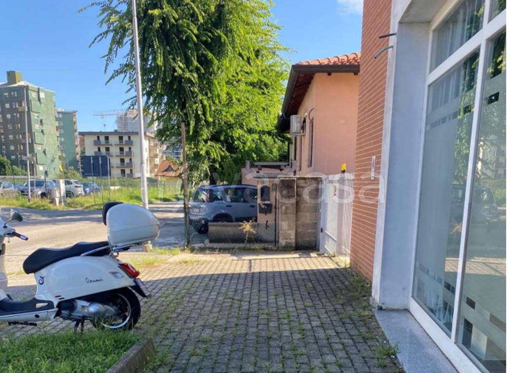 immagine annuncio 1 di 12