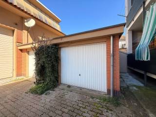 Garage in affitto ad alessandria 