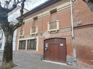 Laboratorio in affitto a valenza viale vicenza, 31