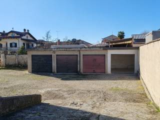 Garage in vendita a sommariva del bosco via luigi einaudi