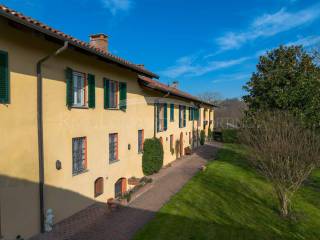 Casale in vendita a roatto frazione briassa