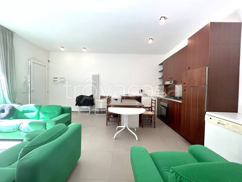 immagine annuncio 1 di 14