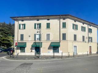 Negozio in affitto a brescia via indipendenza, 89