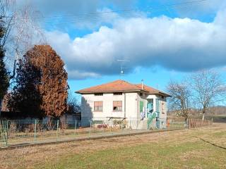 Villa in vendita a borgomanero 