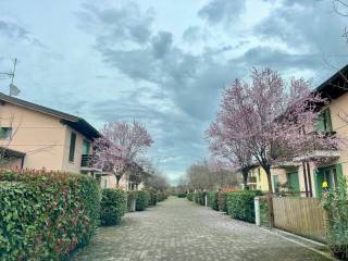 Villa a schiera in vendita a lignano sabbiadoro via casa bianca, 1