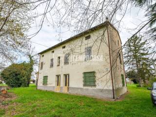 Villa bifamiliare in vendita a faenza via crociaro 30