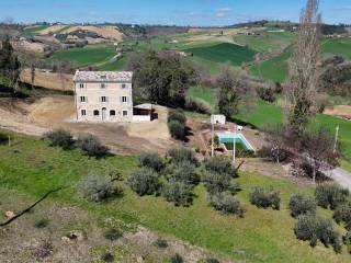 Casale in vendita a monteleone di fermo contrada santa maria paganico