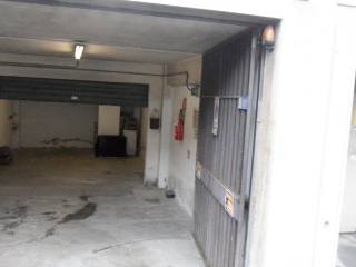 Garage in vendita a firenze via felice fontana