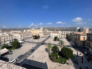 Appartamento in vendita ad avola piazza umberto i s.n.c.