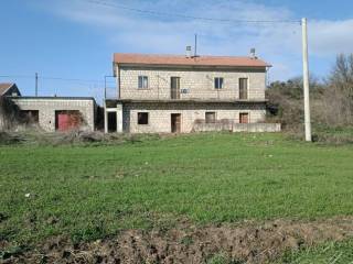 Rustico in vendita a san fele strada provinciale bosco della pietra