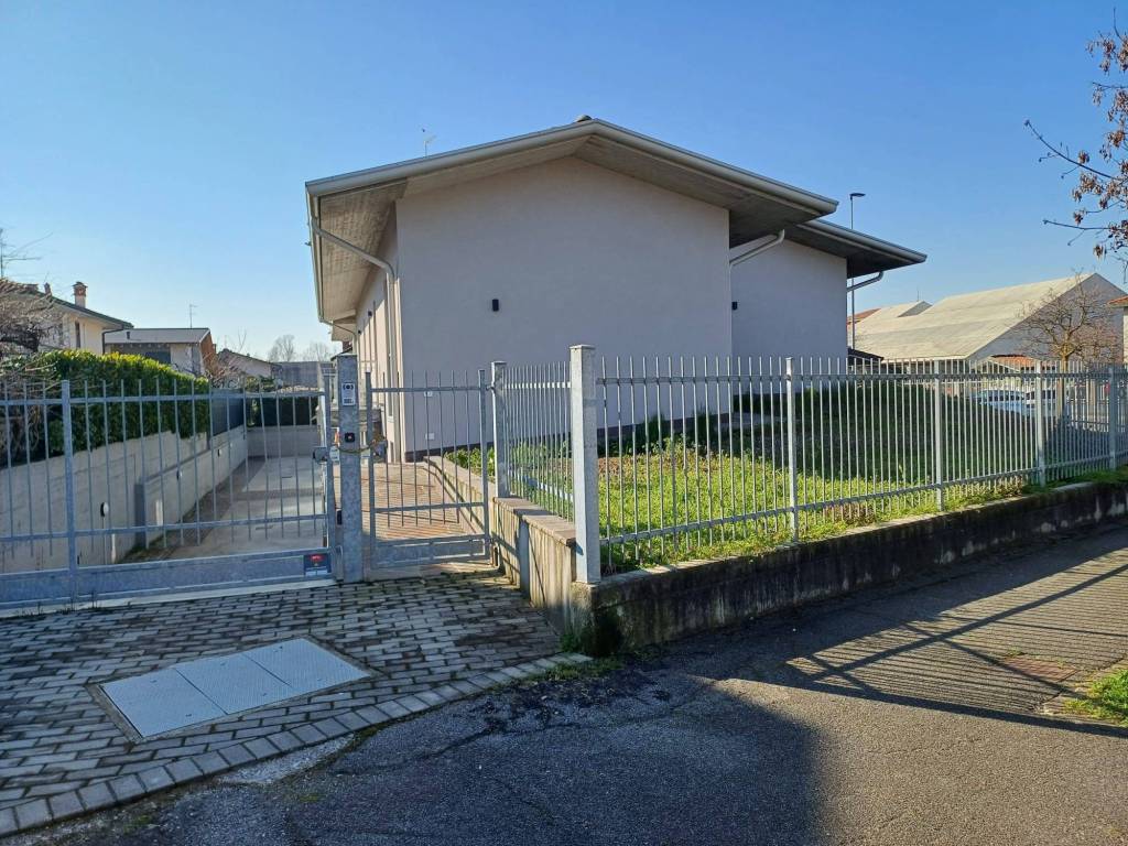 immagine annuncio 2 di 15