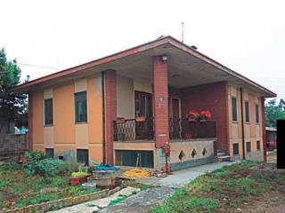 Azienda agricola all'asta a gropello cairoli via chiozzo, 86