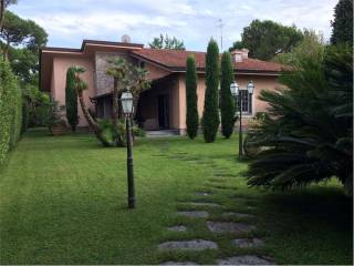 Villa in affitto a forte dei marmi 