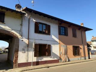 Casa indipendente in vendita a dorno via vittorio veneto, 60