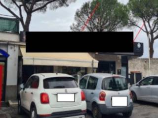 Negozio all'asta a frascati via tuscolana, 36