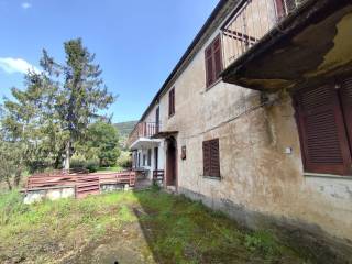 Casa indipendente in vendita a giuliano di roma via madonna della speranza