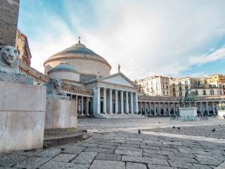 Appartamento in affitto a napoli via nardones, 106