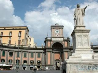 Appartamento in affitto a napoli via enrico pessina, 73