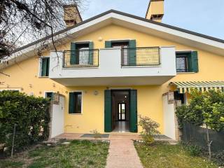 Villa a schiera in vendita a casale sul sile viale europa