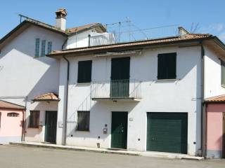 Casa indipendente in in vendita da privato a san giorgio piacentino via dante alighieri, 15