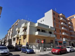 Appartamento in affitto a lecce via emilia, 1