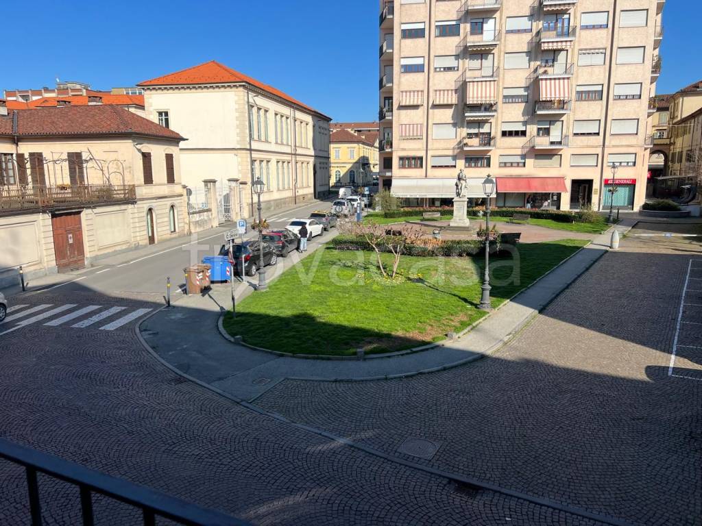 immagine annuncio 1 di 8