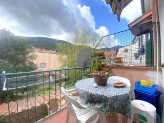 Casa indipendente in vendita a buti via piavola, 72