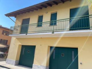Villa in in vendita da privato a ispra via dell'agrifoglio