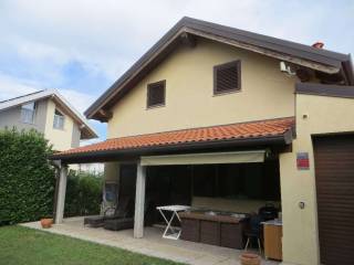 Appartamento all'asta a cogliate via brasile , 31