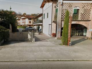 Garage in affitto a montichiari via tre innocenti