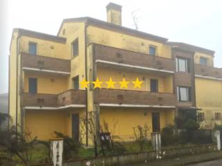Appartamento all'asta a stienta via antonio ligabue