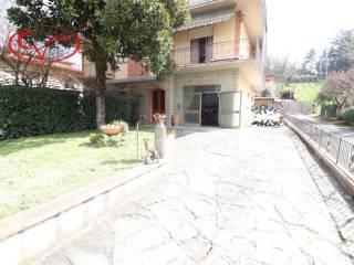 Casa indipendente in vendita a montevarchi via di noferi