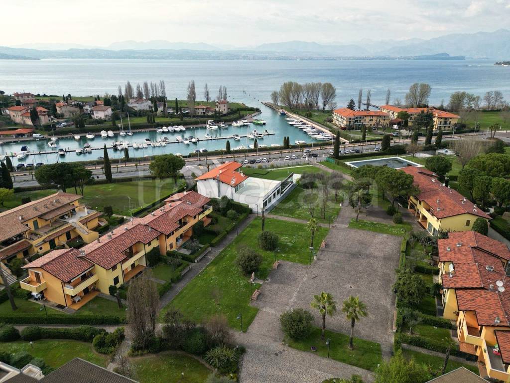 immagine annuncio 1 di 14