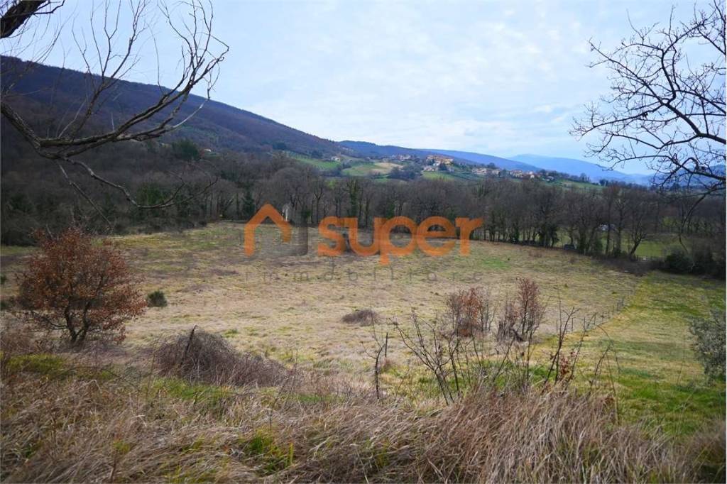 terreno edificabile in vendita a Nocera Umbra in zona Colle