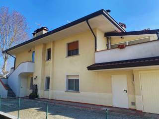 Casa indipendente in vendita a cinto caomaggiore 