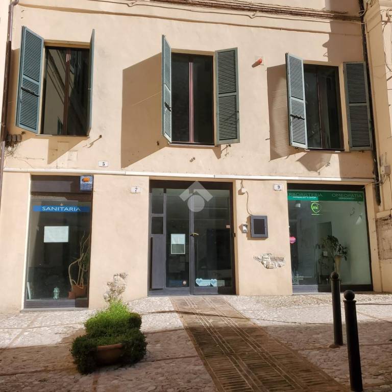 immagine annuncio 11 di 12