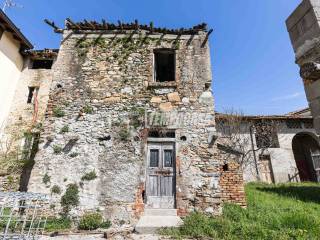 Cascina in vendita a rogeno via xxiv maggio