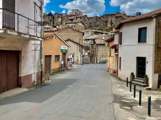 Appartamento in vendita a bassano romano via del poggio, 9