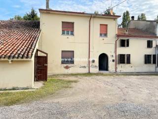 Villa bifamiliare in vendita a roncoferraro 